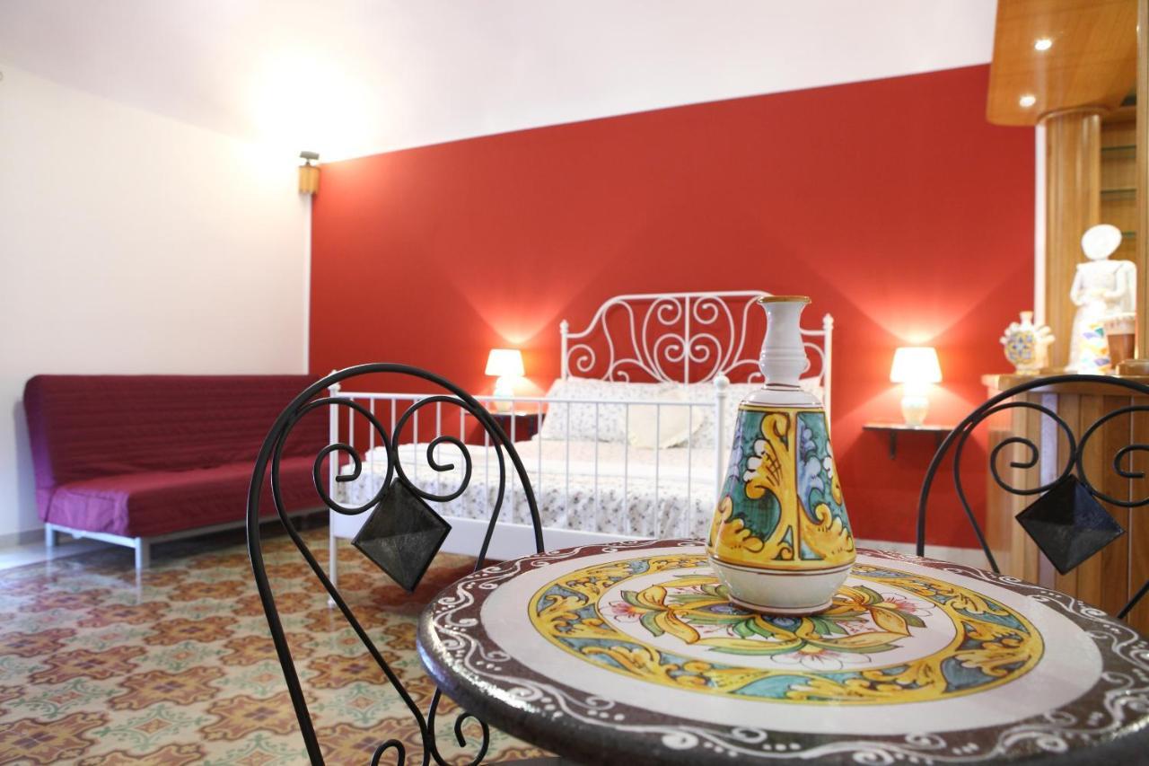 B&B Maia House ซานโต สเตฟาโน ดี กามาสตรา ภายนอก รูปภาพ
